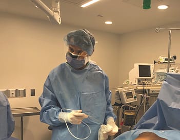 Performing DC thigh lift at northern virginia plastic surgery 